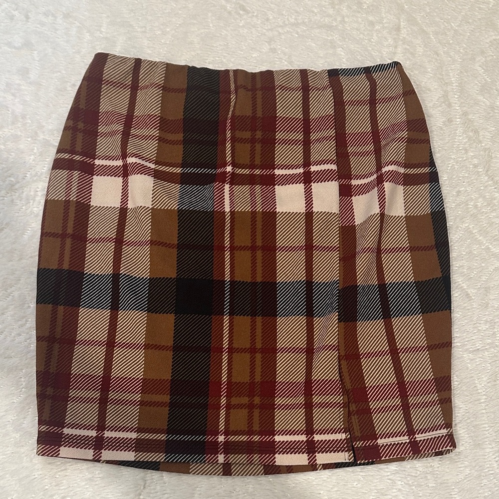 Fashion Nova Plaid Mini Skirt in Brown and Black